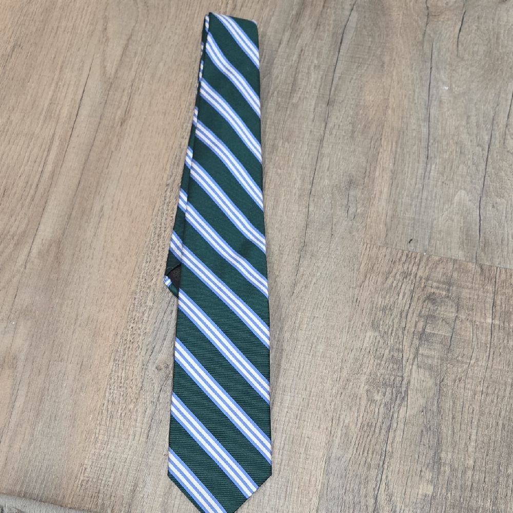 NWT! Brooks Brothers Green and White Stripe Tie!